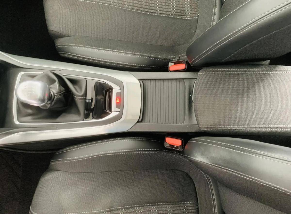 peugeot-308-sw-2019-diesel-1499cc