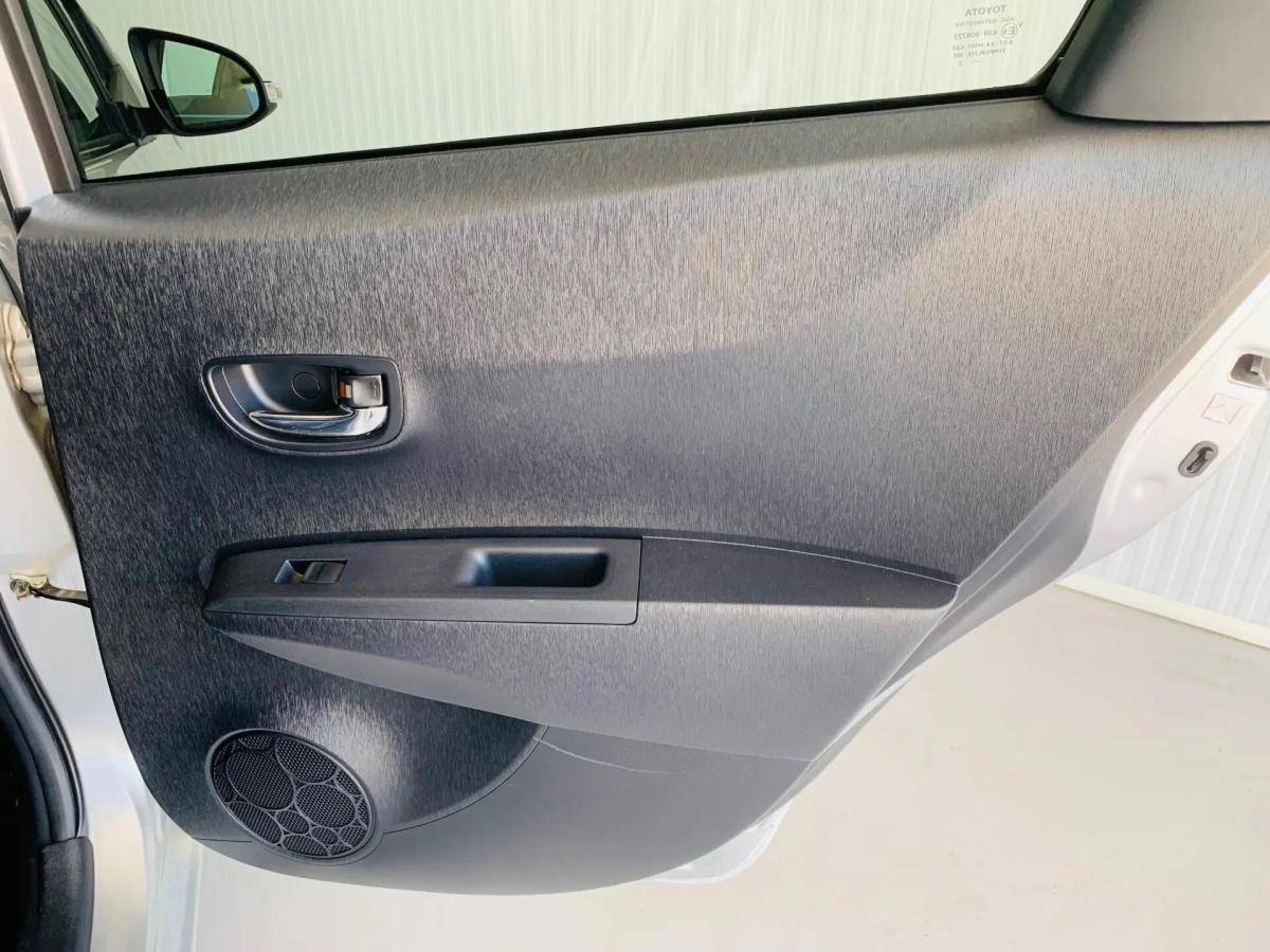 toyota-yaris-2012-hibrido-a-gasolina-1497cc