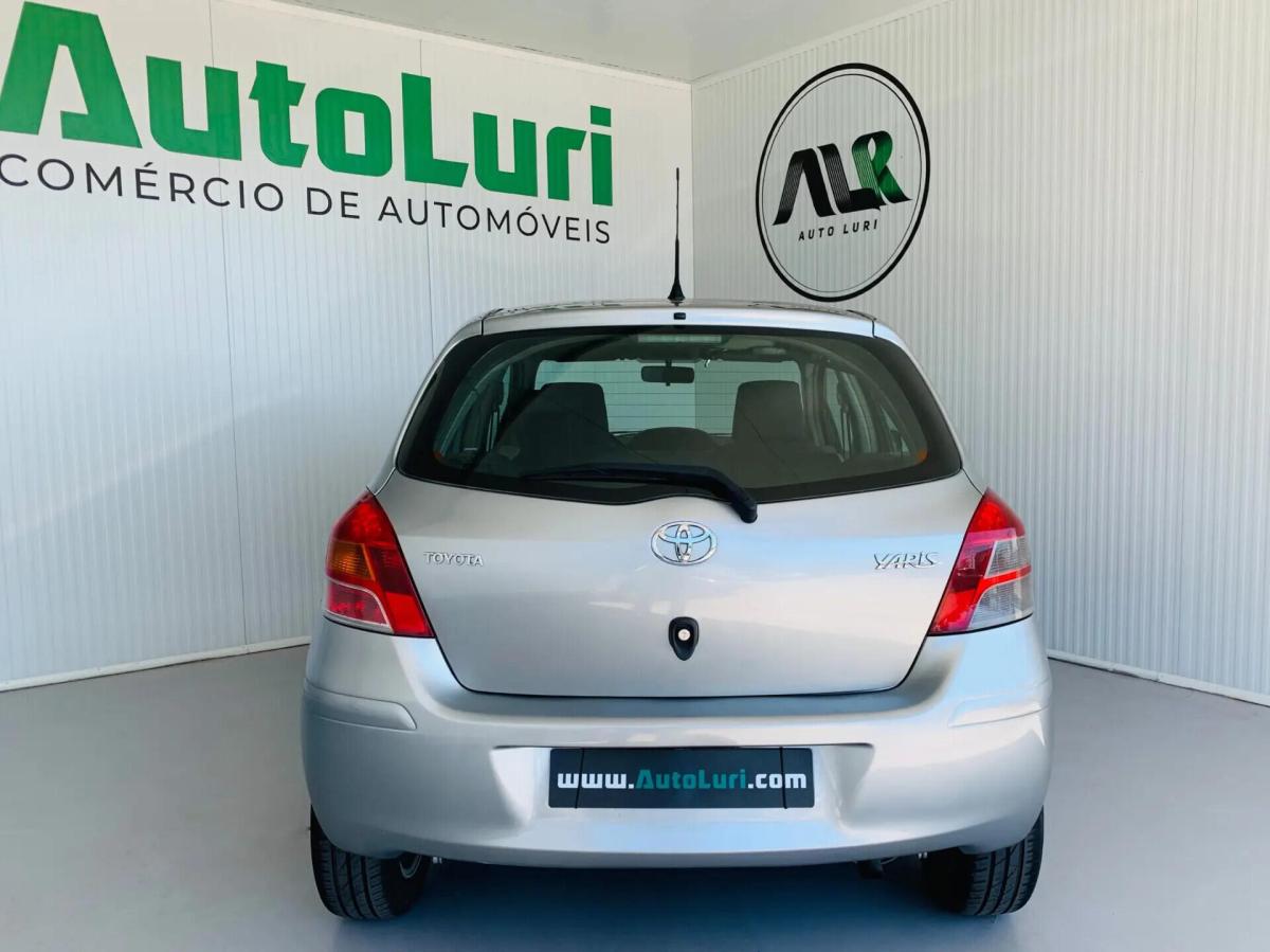 toyota-yaris-2009-diesel-1364cc