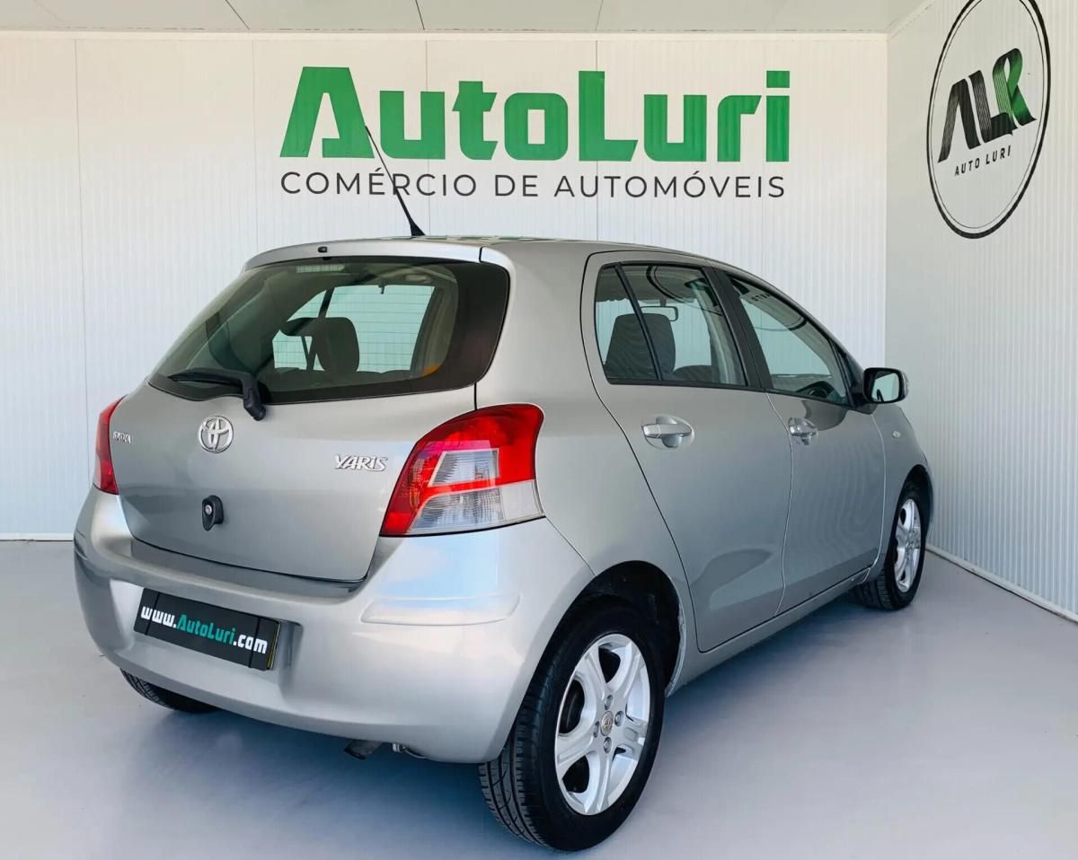 toyota-yaris-2009-diesel-1364cc