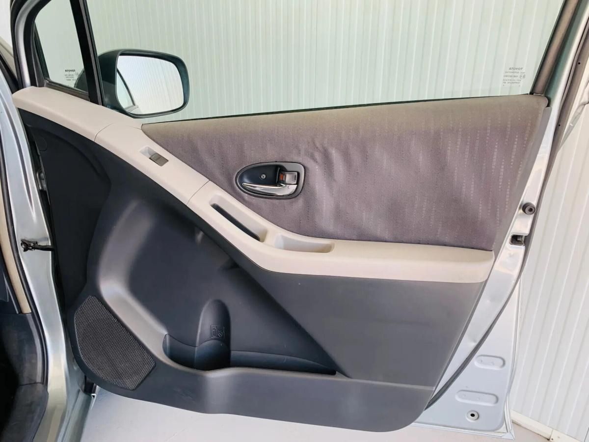 toyota-yaris-2009-diesel-1364cc