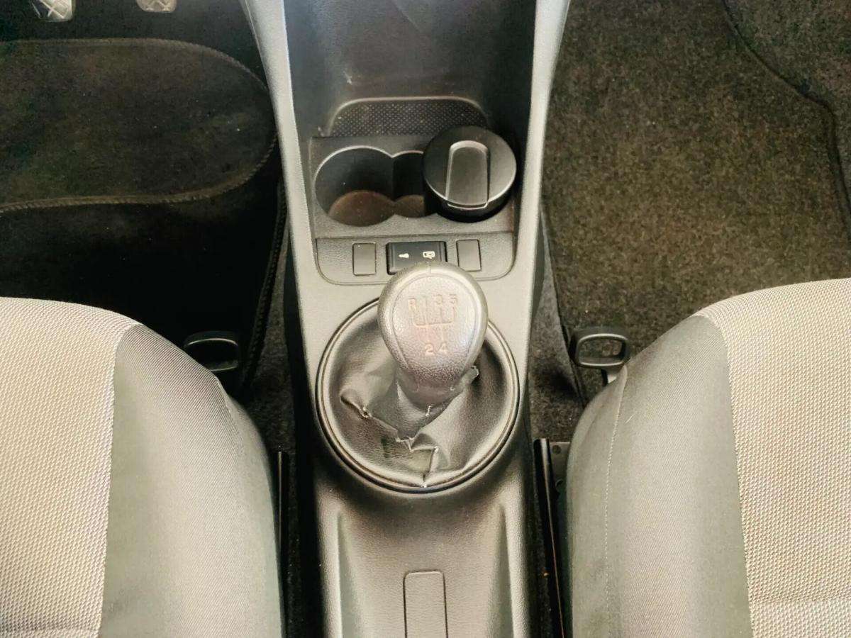 skoda-fabia-break-2011-diesel-1199cc