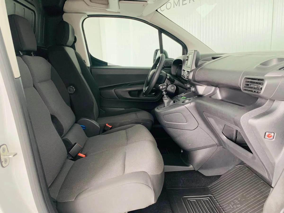 toyota-proace-2023-diesel-1499cc
