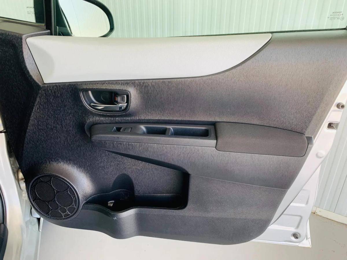 toyota-yaris-2012-hibrido-a-gasolina-1497cc