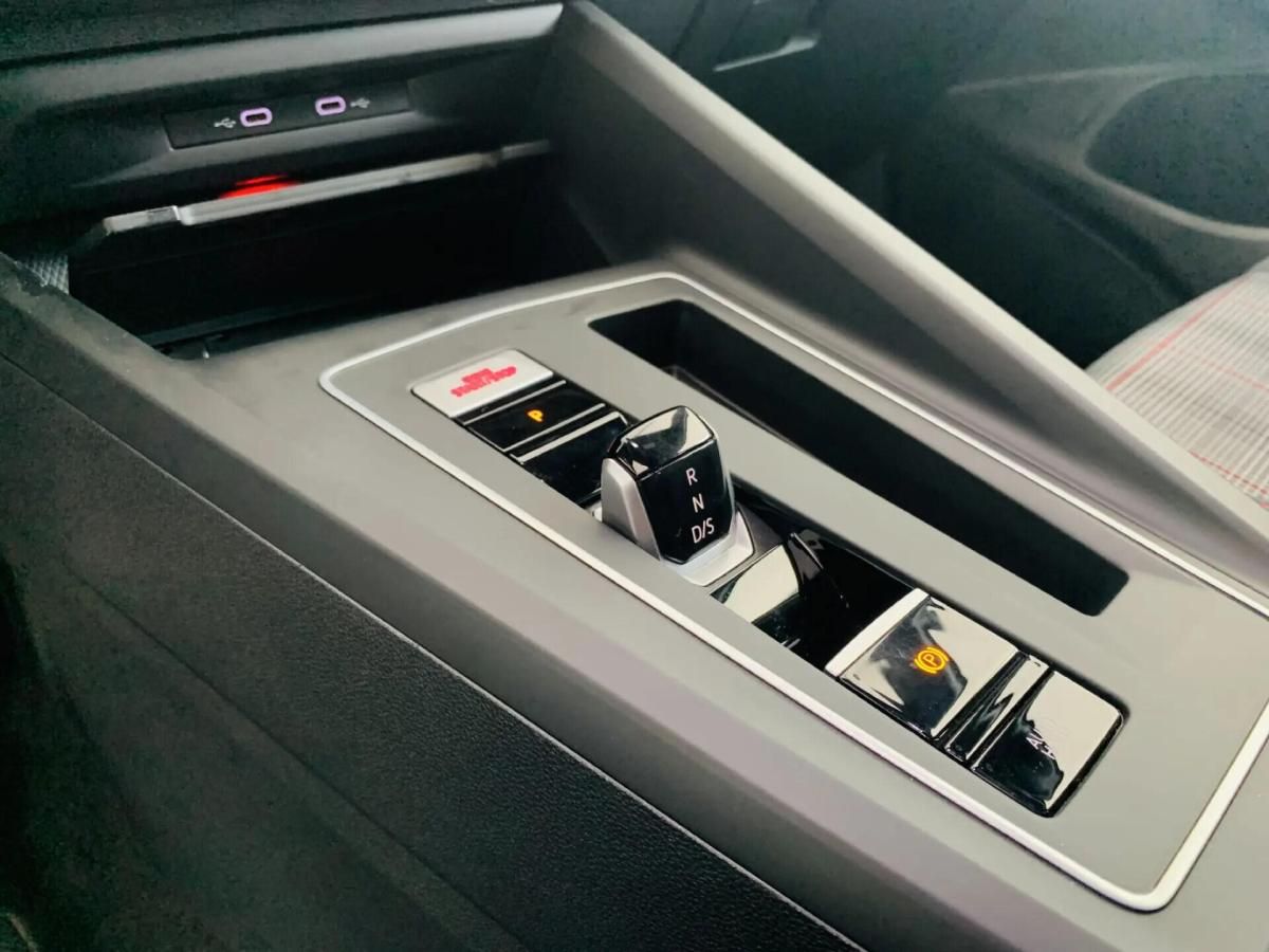 volkswagen-golf-2021-gasolina-1984cc
