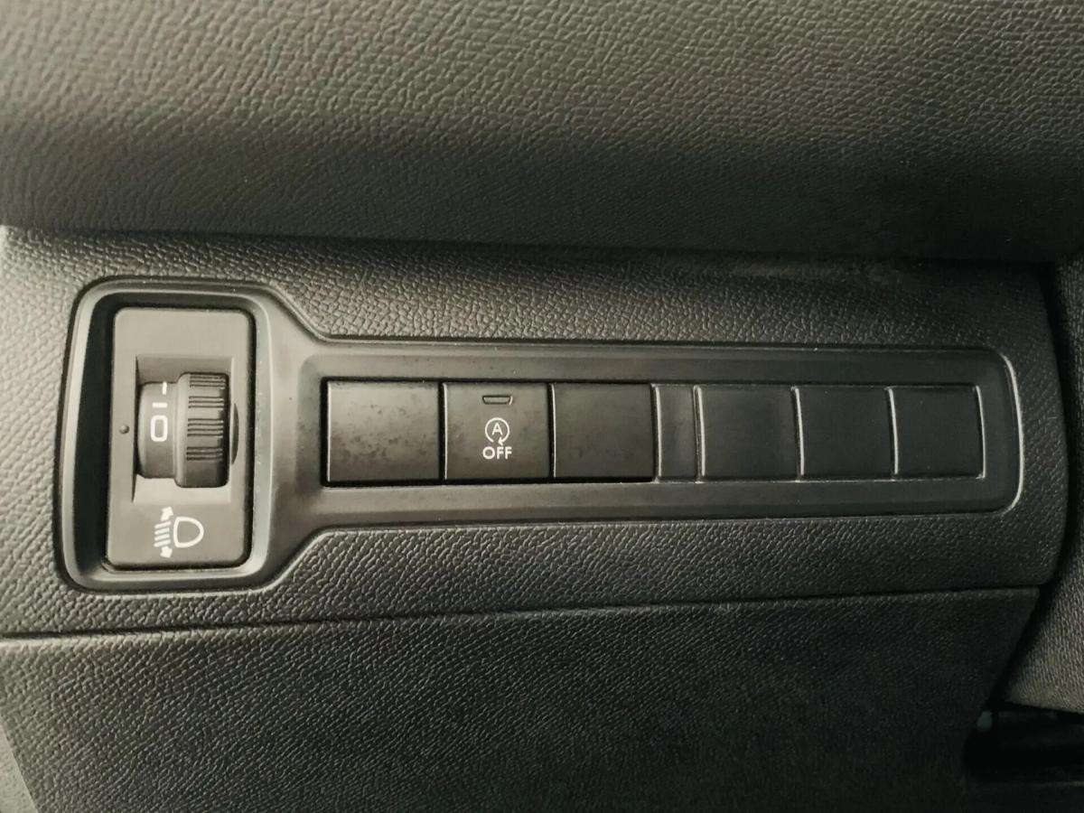 peugeot-308-sw-2019-diesel-1499cc
