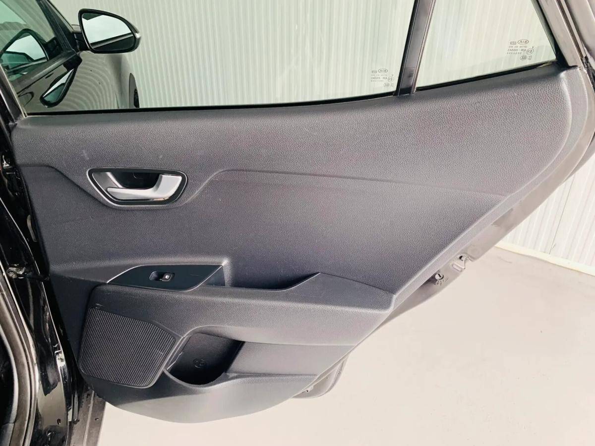 kia-stonic-2018-gasolina-998cc