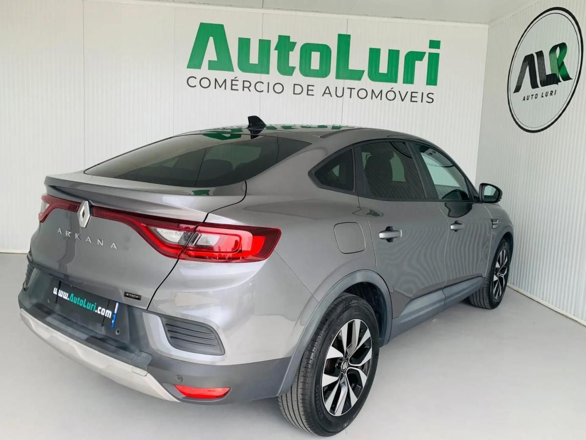 renault-arkana-2023-hibrido-a-gasolina-1598cc
