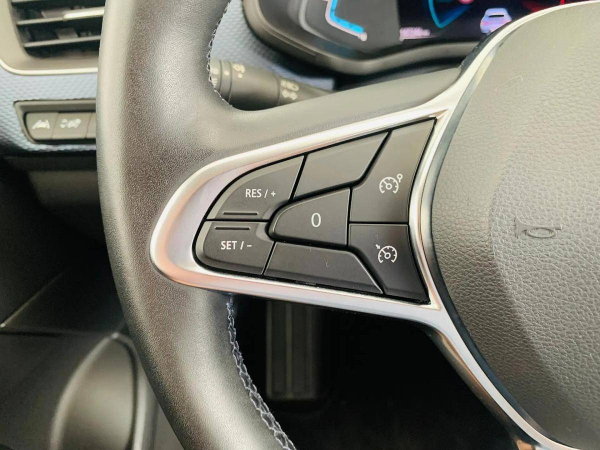 renault-arkana-2023-hibrido-a-gasolina-1598cc