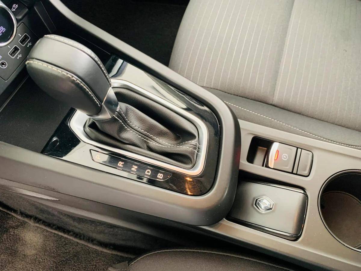 renault-arkana-2023-hibrido-a-gasolina-1598cc
