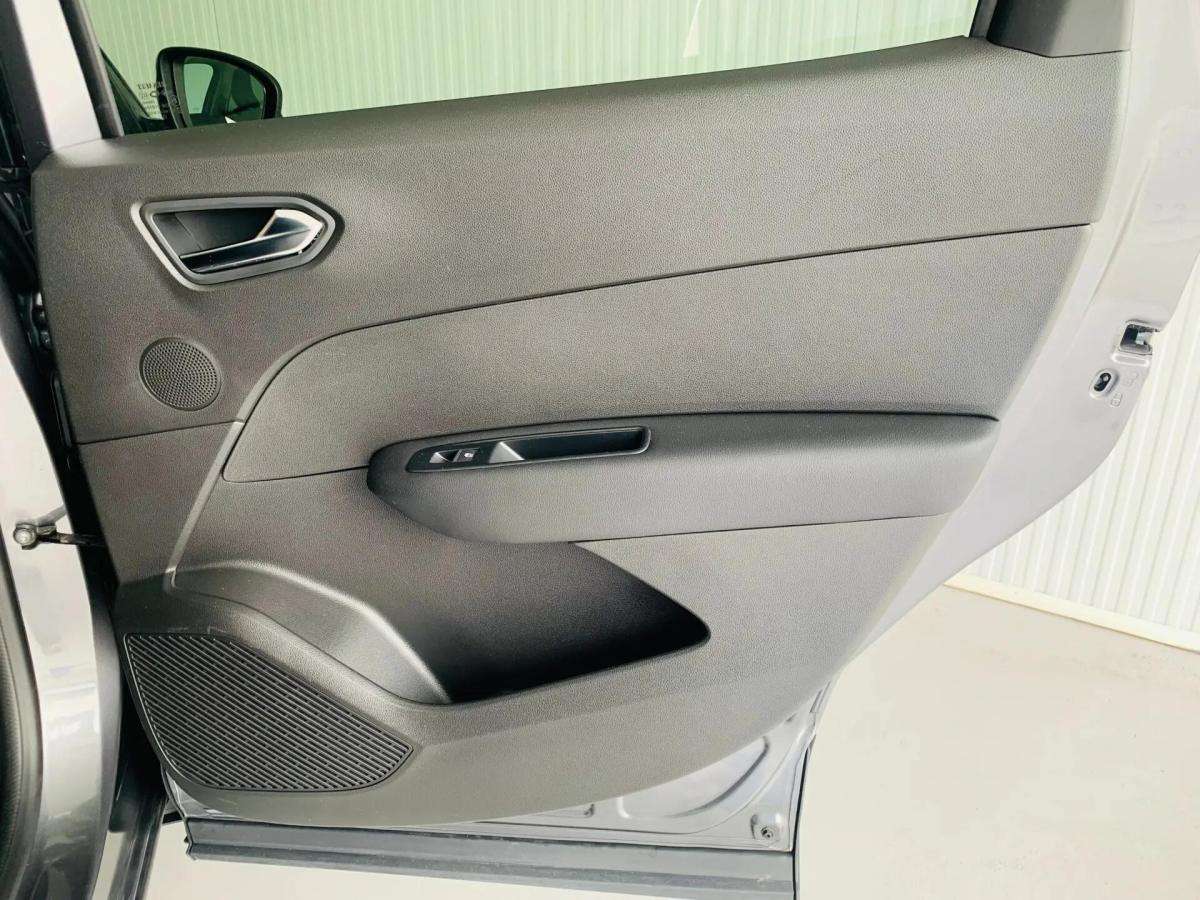 renault-arkana-2023-hibrido-a-gasolina-1598cc