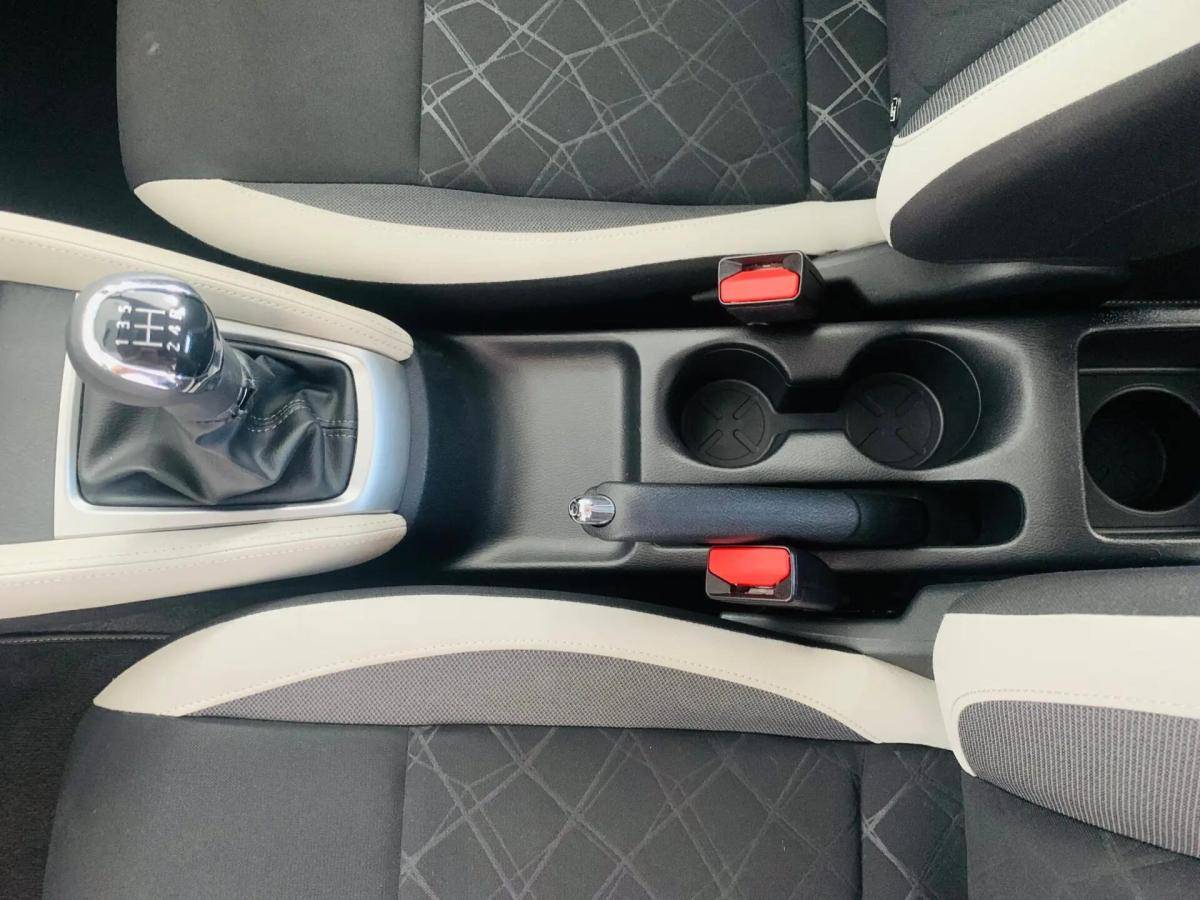 nissan-micra-2018-gasolina-898cc