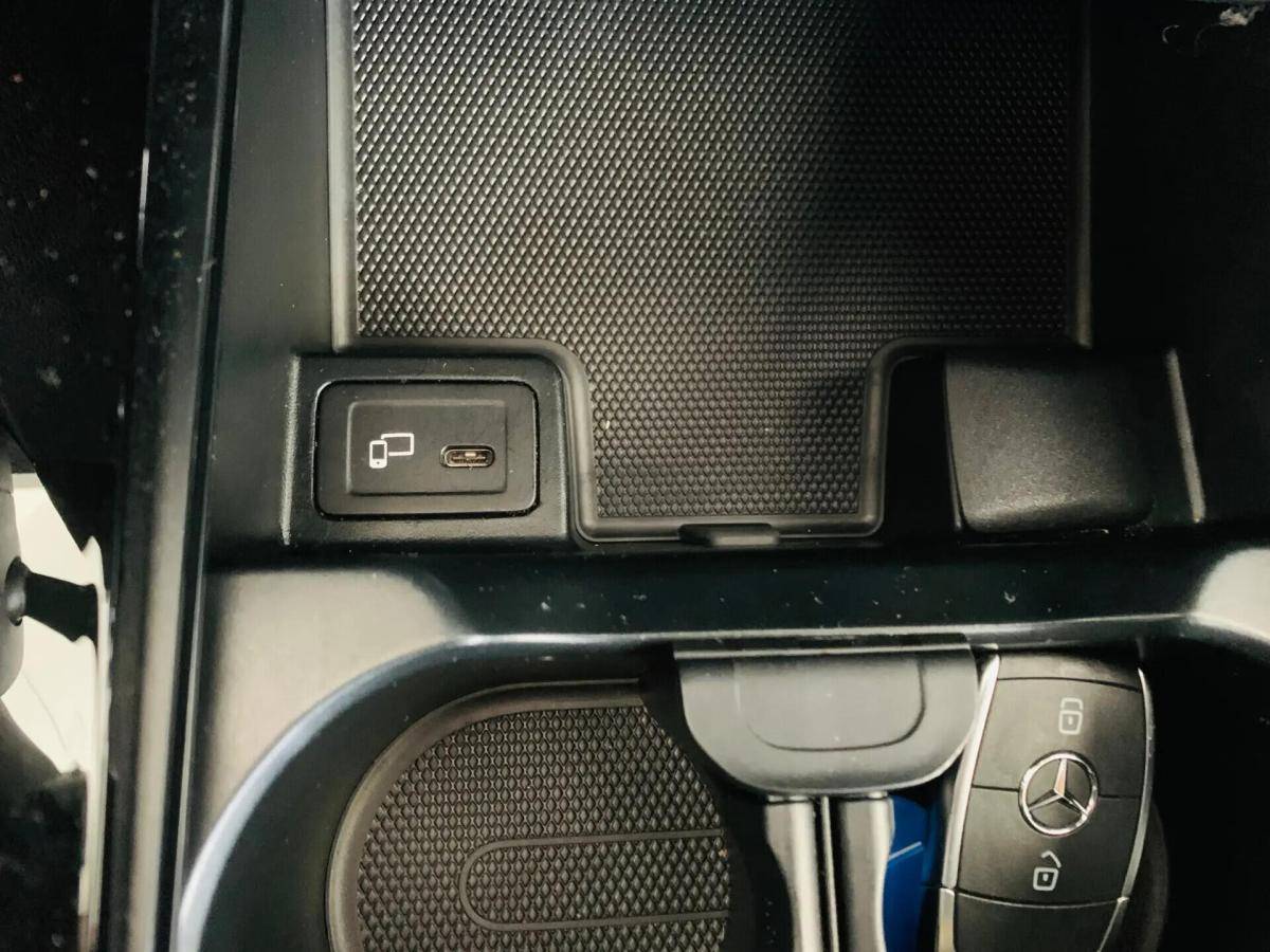 mercedes-benz-cla-180-2022-gasolina-1332cc