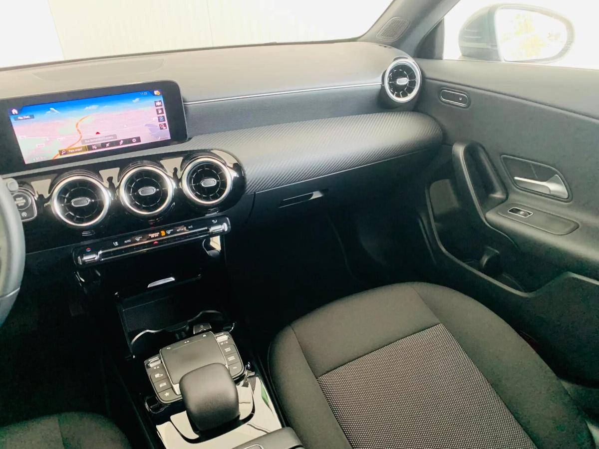 mercedes-benz-cla-180-2022-gasolina-1332cc