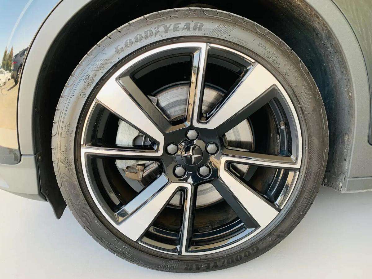 polestar-2-2020-eletrico-0cc