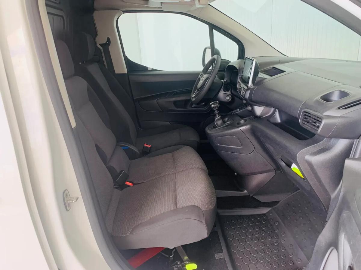 opel-combo-2022-diesel-1499cc