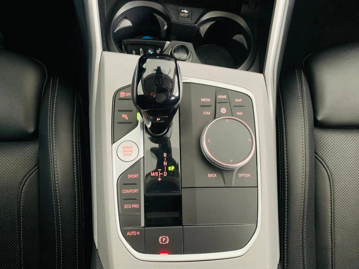bmw-serie-3-318d-touring-2021-diesel-1995cc
