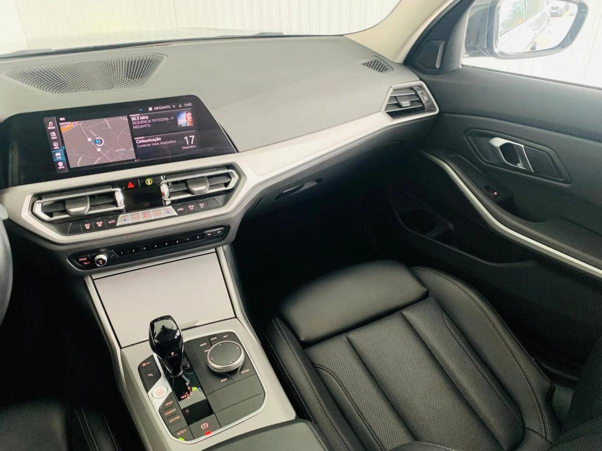 bmw-serie-3-318d-touring-2021-diesel-1995cc