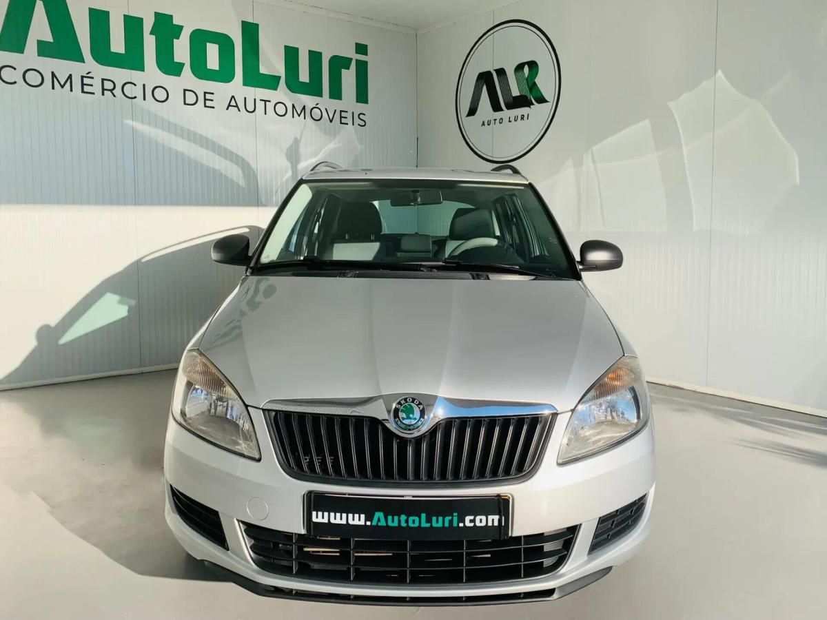 skoda-fabia-break-2011-diesel-1199cc