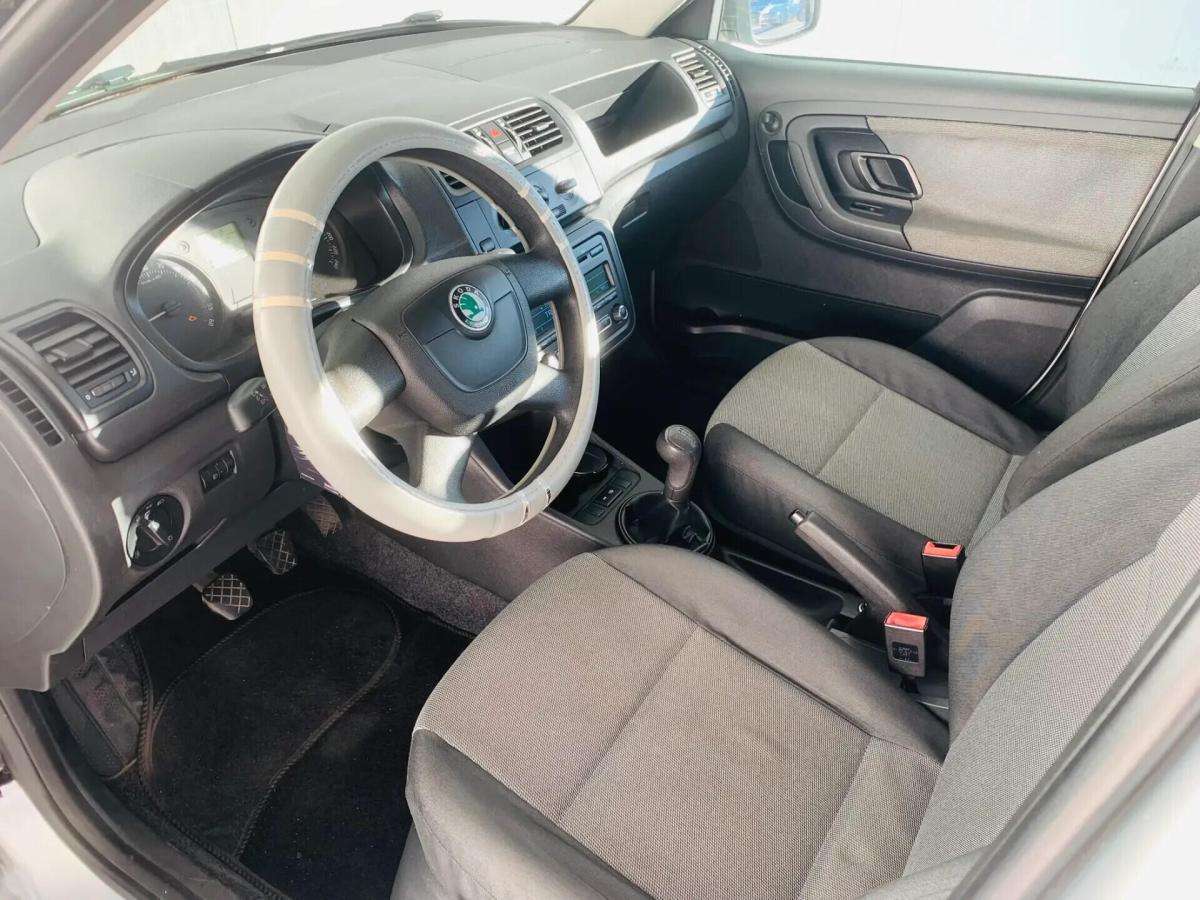 skoda-fabia-break-2011-diesel-1199cc