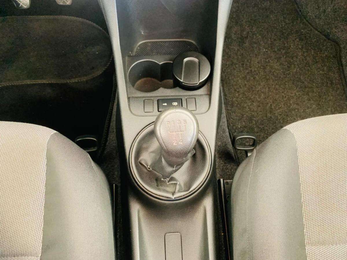 skoda-fabia-break-2011-diesel-1199cc