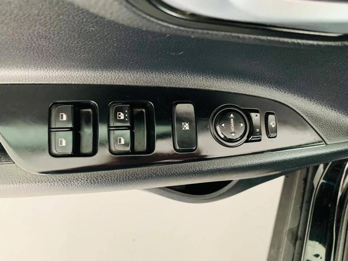 kia-stonic-2018-gasolina-998cc
