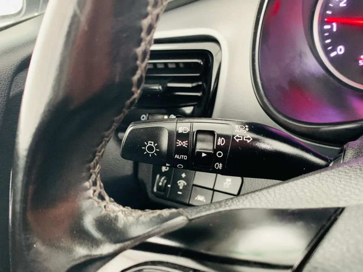 kia-stonic-2018-gasolina-998cc