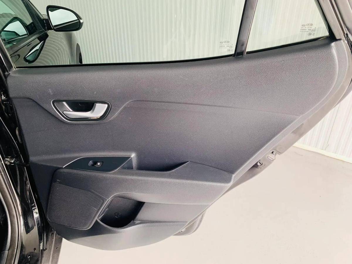 kia-stonic-2018-gasolina-998cc