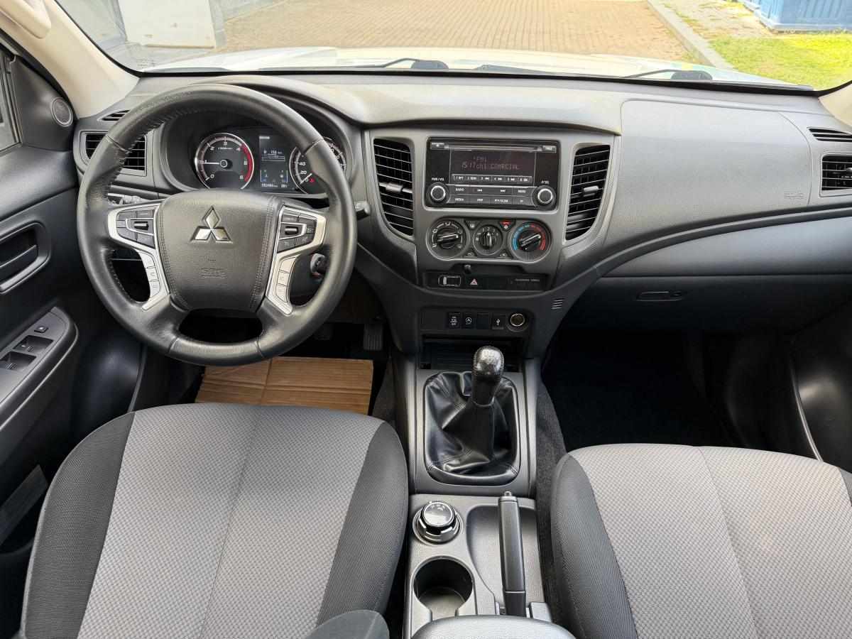 mitsubishi-l200-2-3-150cv-2021-diesel-2268cc