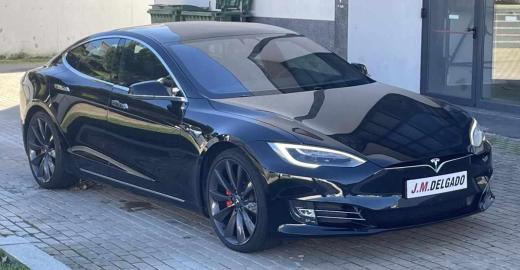 tesla-model-s-p85d-2018-eletrico