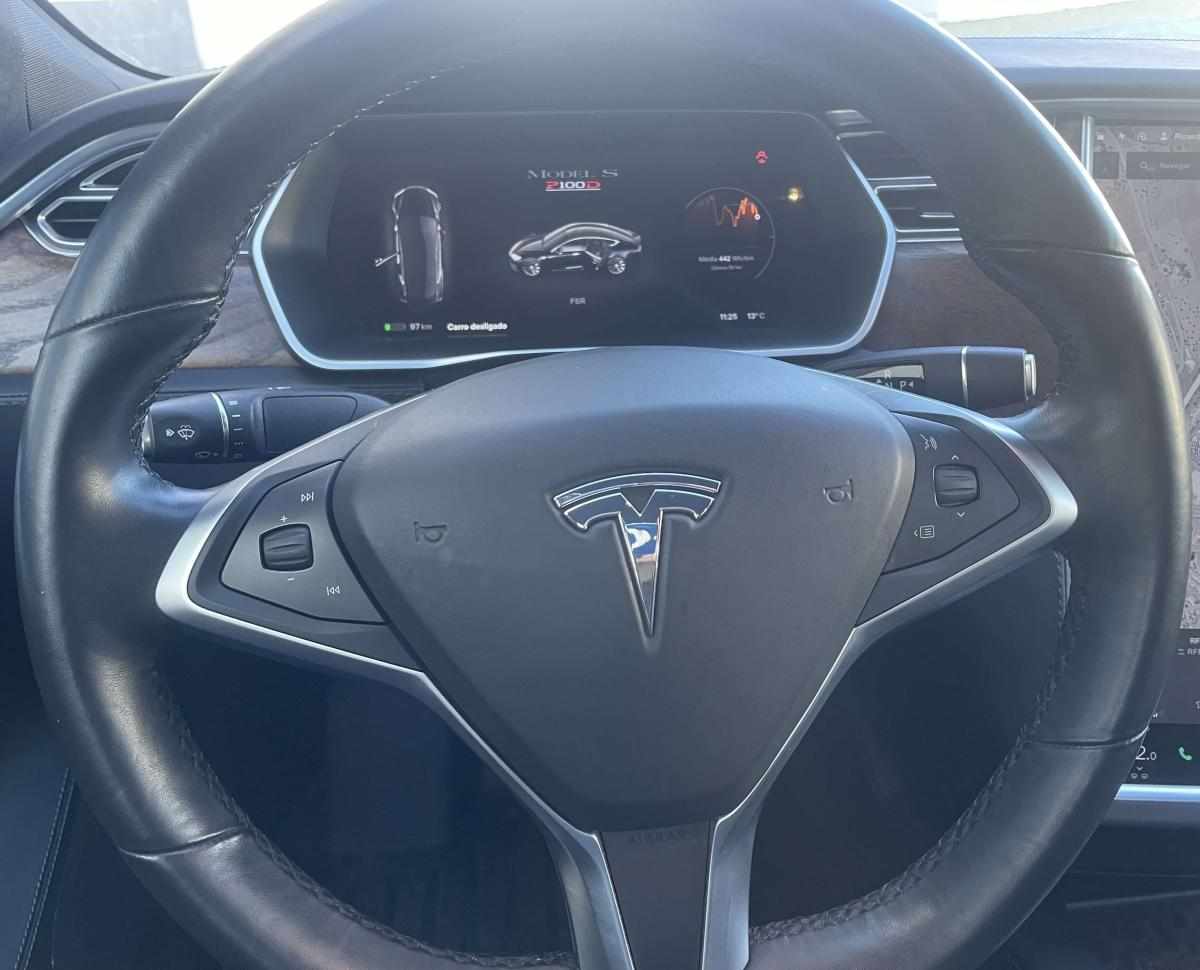 tesla-model-s-p85d-2018-eletrico