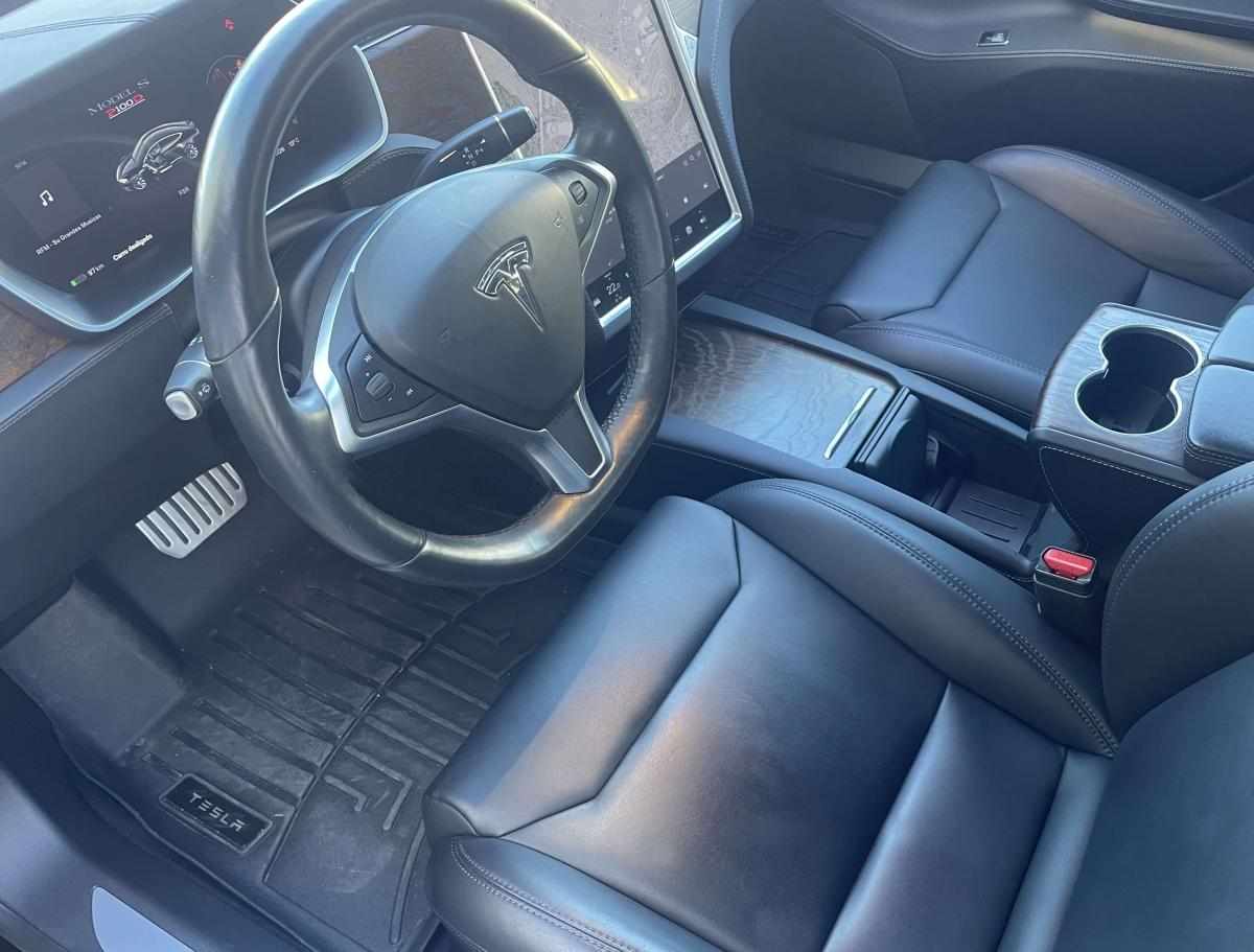 tesla-model-s-p85d-2018-eletrico