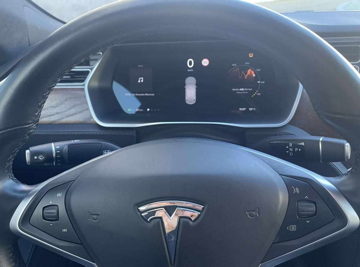 tesla-model-s-p85d-2018-eletrico