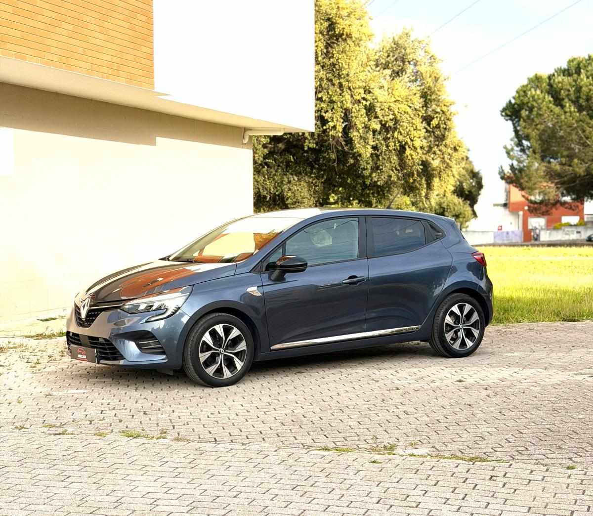 renault-clio-1-5-101cv-2022-diesel-1461cc