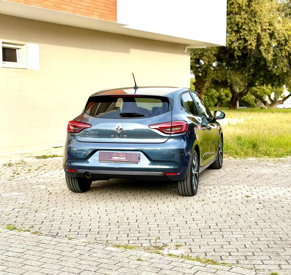 renault-clio-1-5-101cv-2022-diesel-1461cc