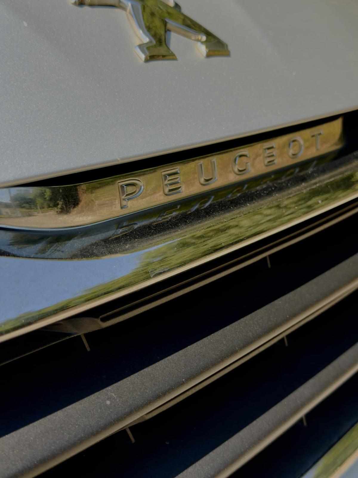 peugeot-308-1-6-hdi-fap-2015-diesel-1560cc