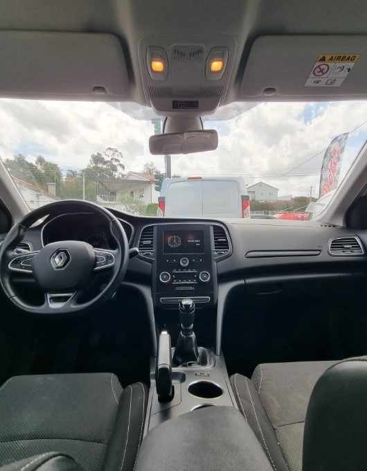 renault-megane-sport-tourer-2018-diesel-1461cc