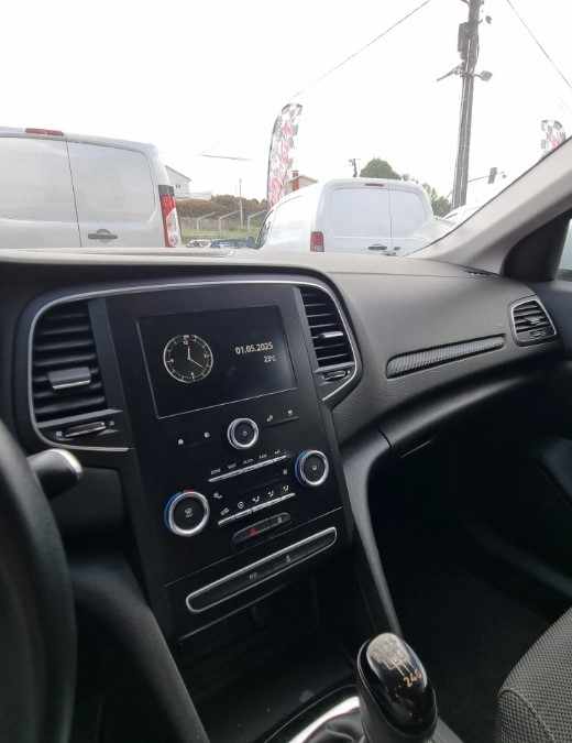renault-megane-sport-tourer-2018-diesel-1461cc