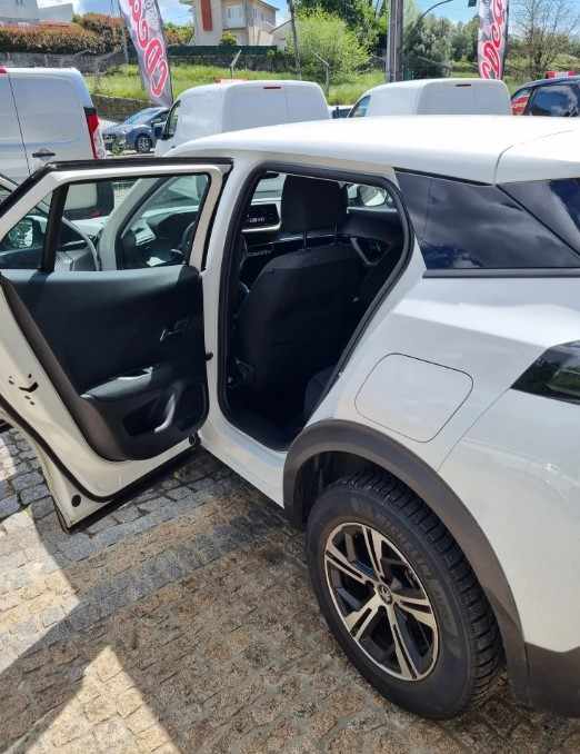 peugeot-2008-2021-diesel-1499cc