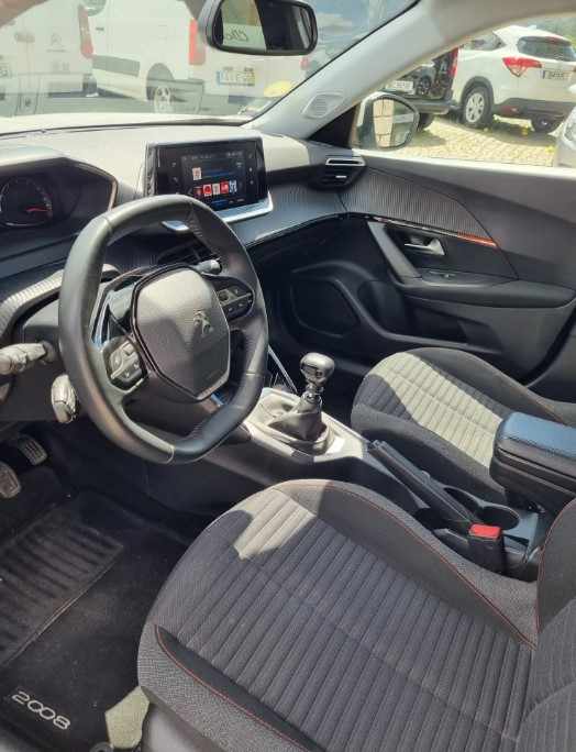 peugeot-2008-2021-diesel-1499cc