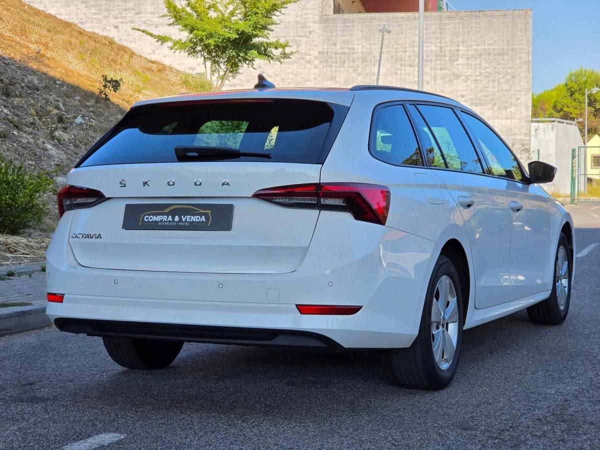 skoda-octavia-2-0-tdi-2022-diesel-1968cc