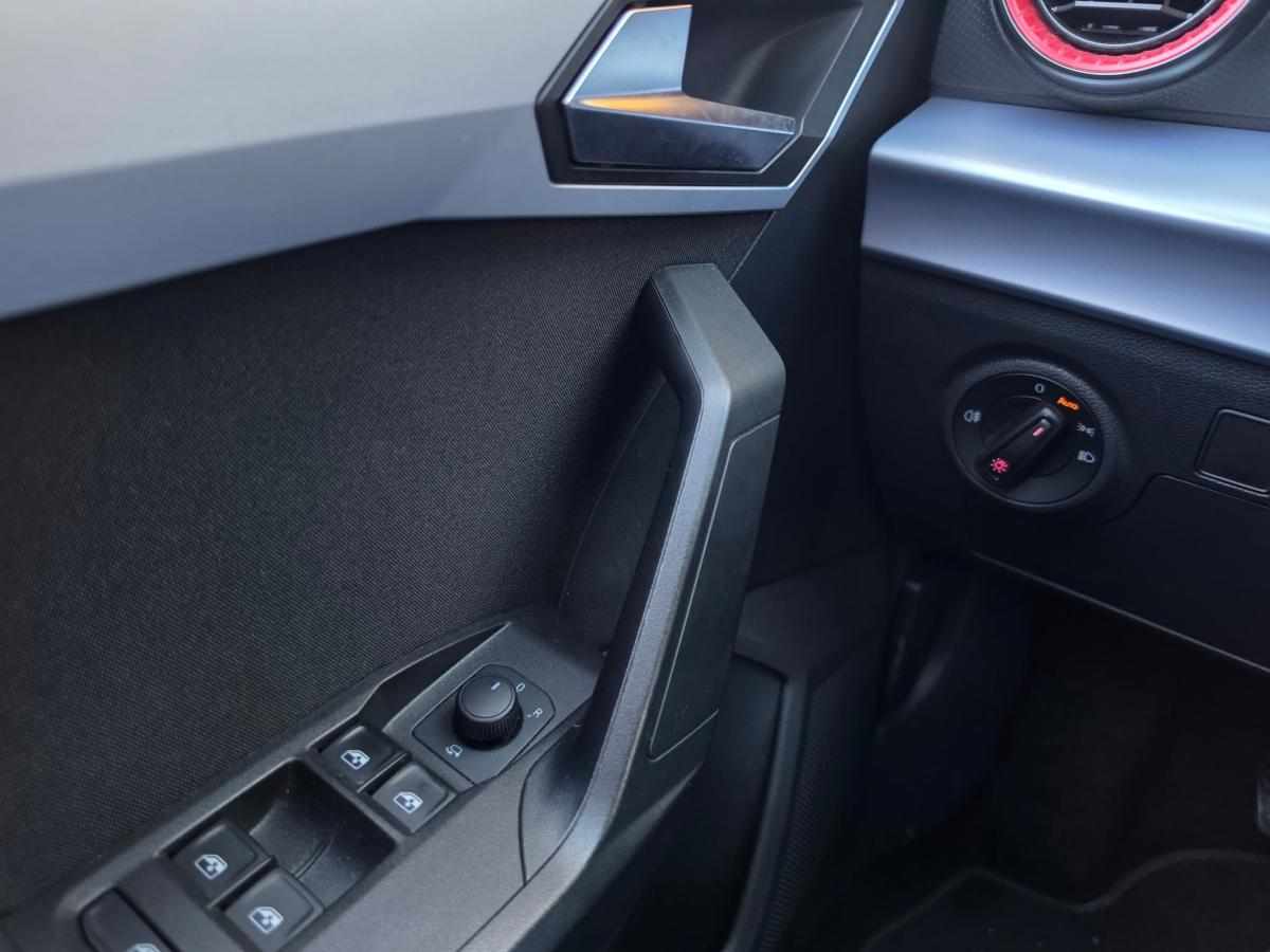 seat-arona-1-0-tsi-2023-gasolina-999cc