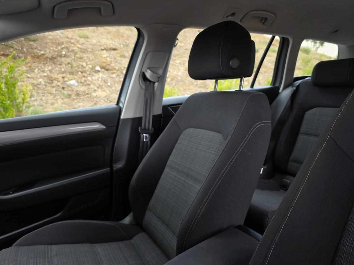 volkswagen-passat-2-0-tdi-bluemotion-2022-diesel-1968cc