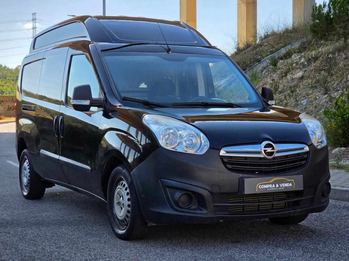 opel-combo-1-6-105cv-2018-diesel-1598cc
