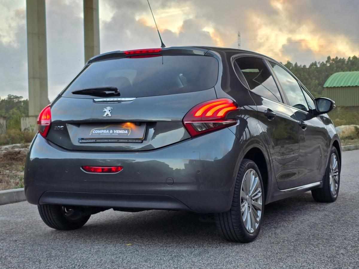 peugeot-208-1-6-bluehdi-2017-diesel-1560cc