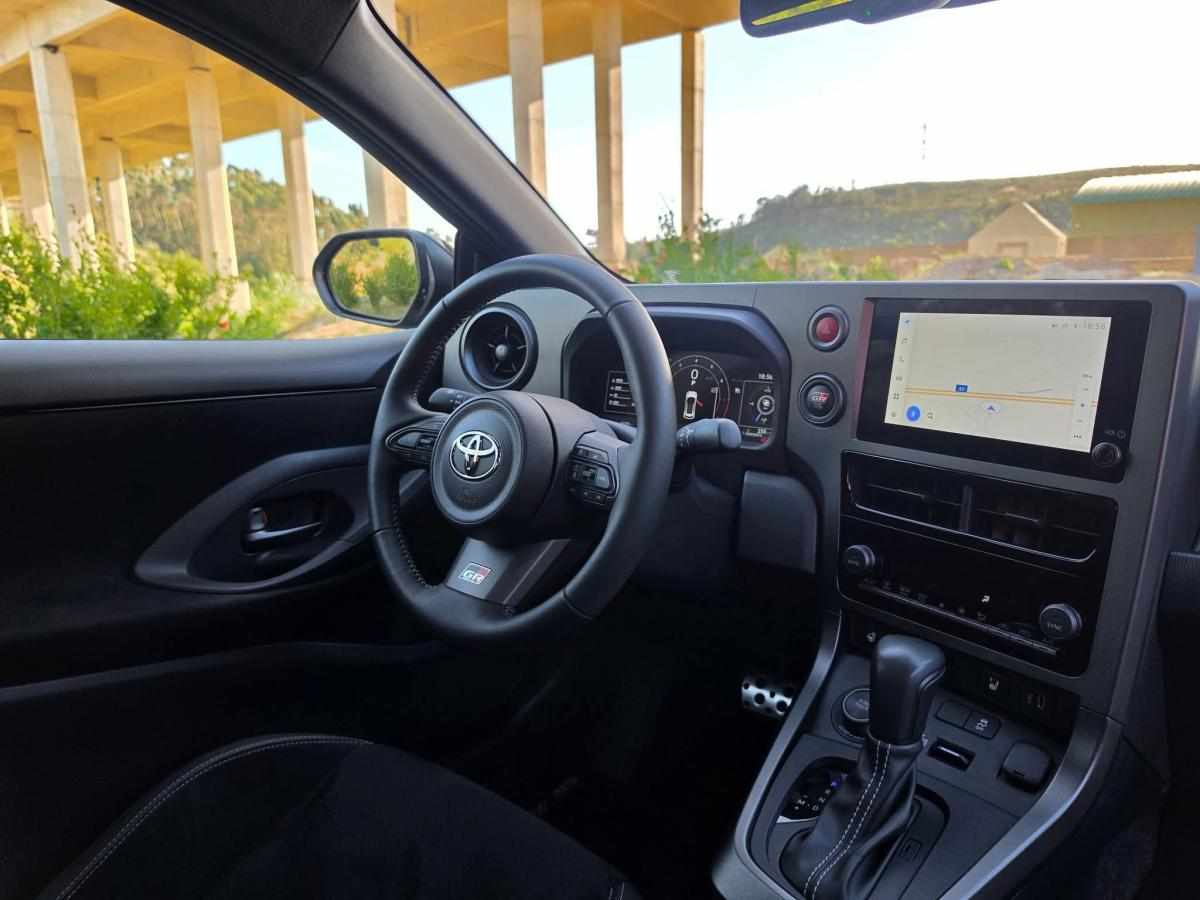 toyota-yaris-grmn-yaris-2024-gasolina-1618cc