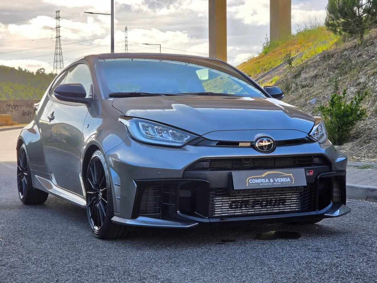 toyota-yaris-grmn-yaris-2024-gasolina-1618cc