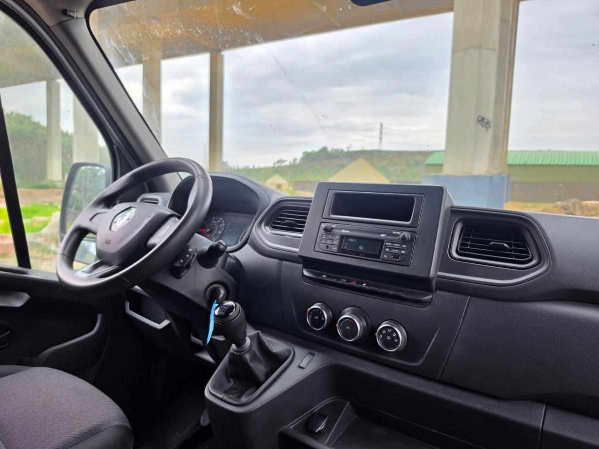 renault-master-2-3-136cv-2023-diesel-2299cc