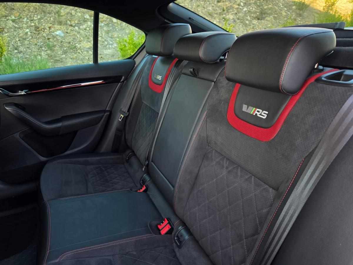 skoda-octavia-rs-2-0-tsi-2018-gasolina-1984cc