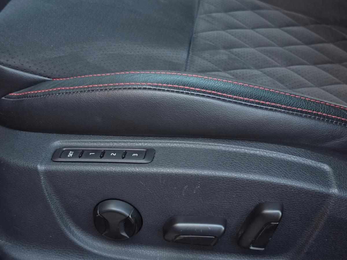 skoda-octavia-rs-2-0-tsi-2018-gasolina-1984cc